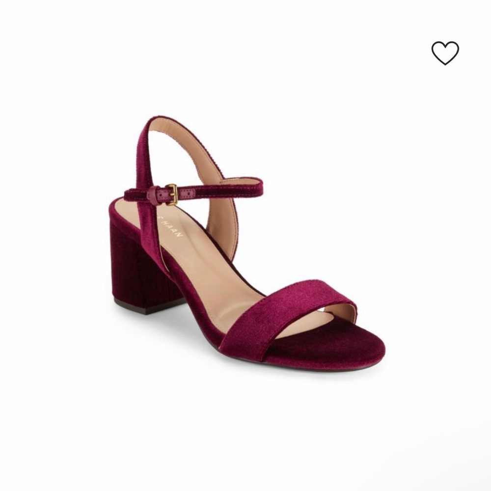 COLE HAAN
Josie Faux Suede Sandals